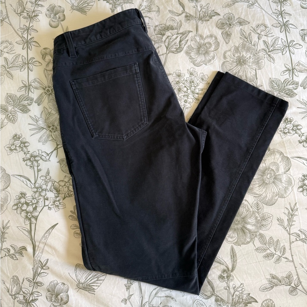 Black Lululemon Utilitech Pants